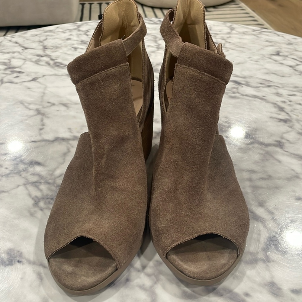 Sole Society size 11 peep toe heels